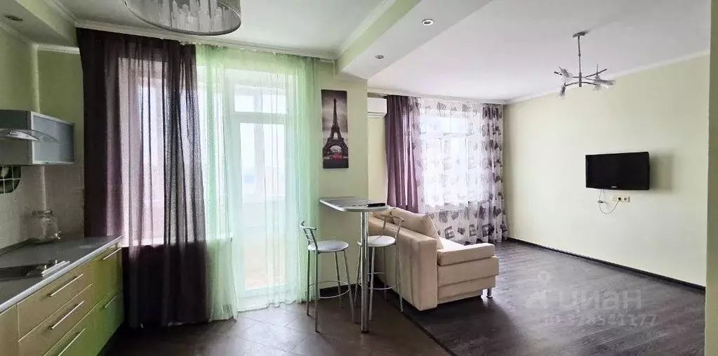 Студия Омская область, Омск просп. Комарова, 15к1 (43.8 м) - Фото 1