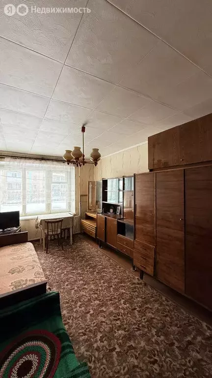 1-комнатная квартира: Киров, микрорайон Лянгасово, Октябрьская улица, ... - Фото 1