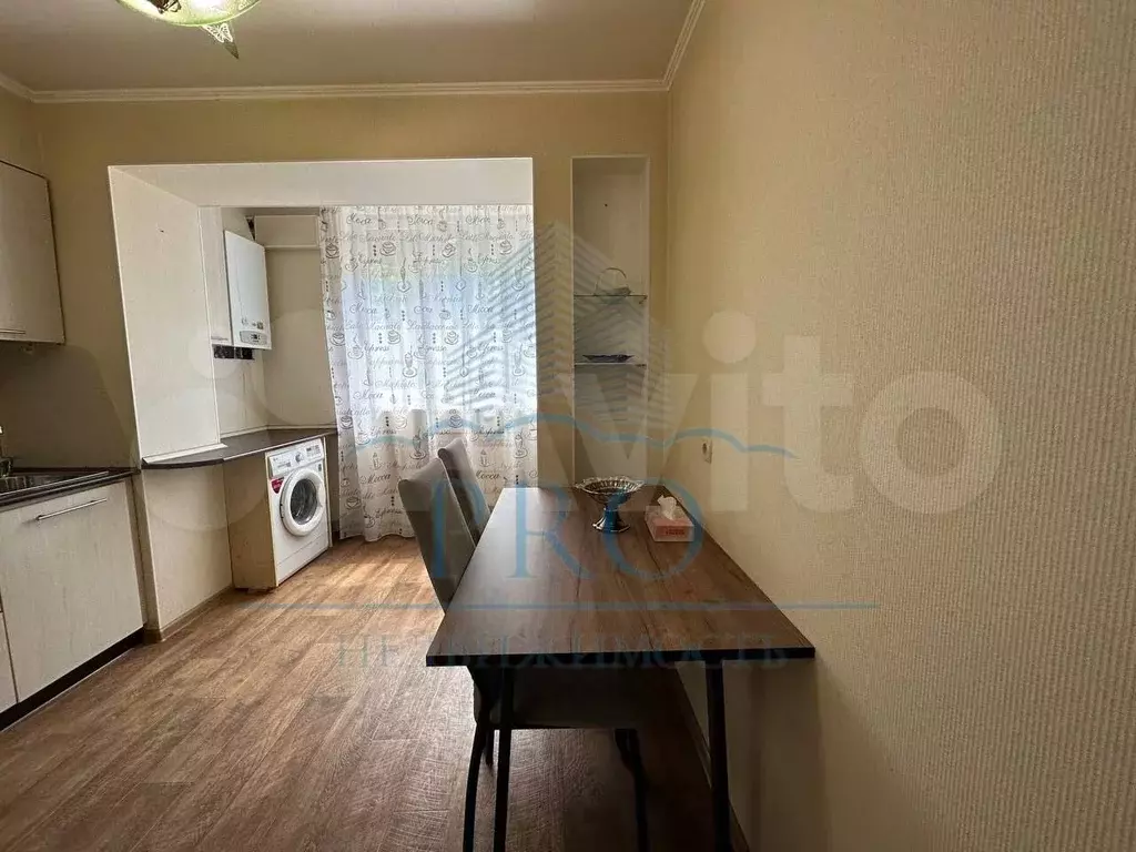 2-к. квартира, 55 м, 2/7 эт. - Фото 0