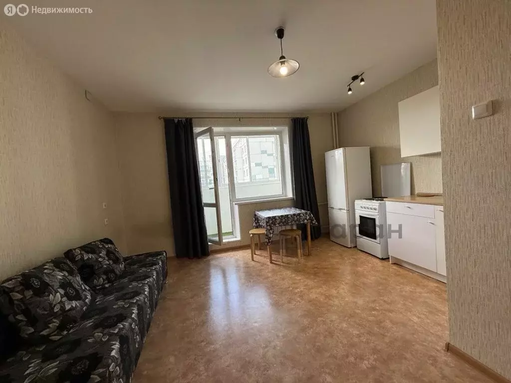 Квартира-студия: Челябинск, улица Александра Шмакова, 38 (23.9 м) - Фото 1