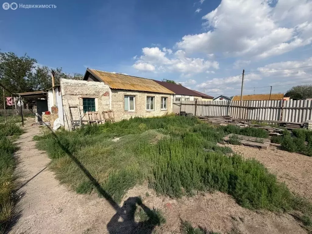 3-комнатная квартира: село Старокучергановка, Строительная улица, 8 ... - Фото 1