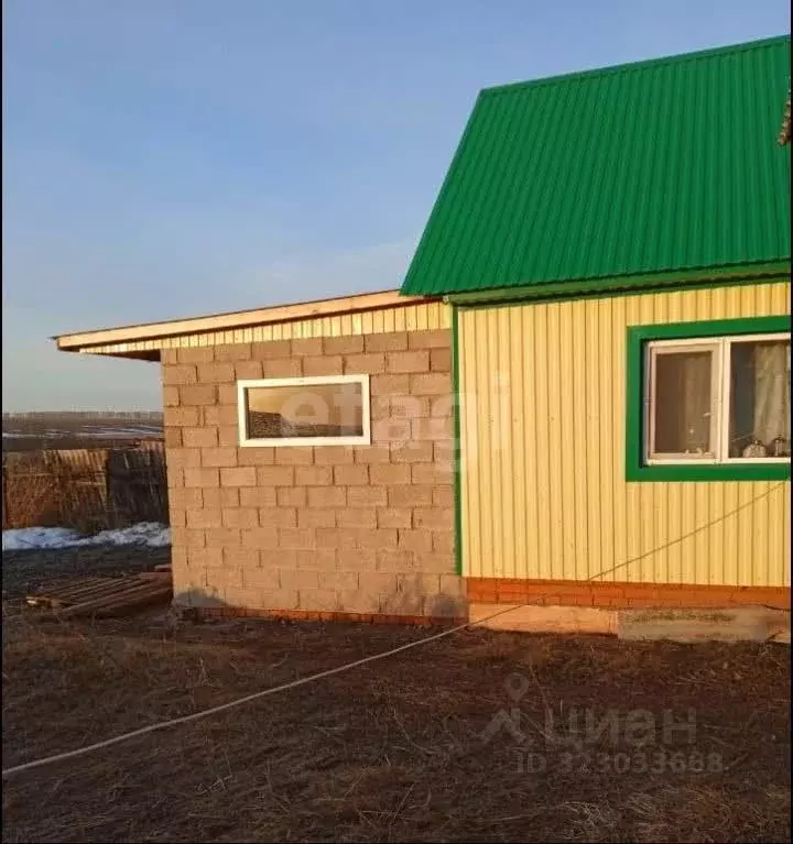 Дом в Башкортостан, Стерлибашевский район, Старокалкашевский ... - Фото 1