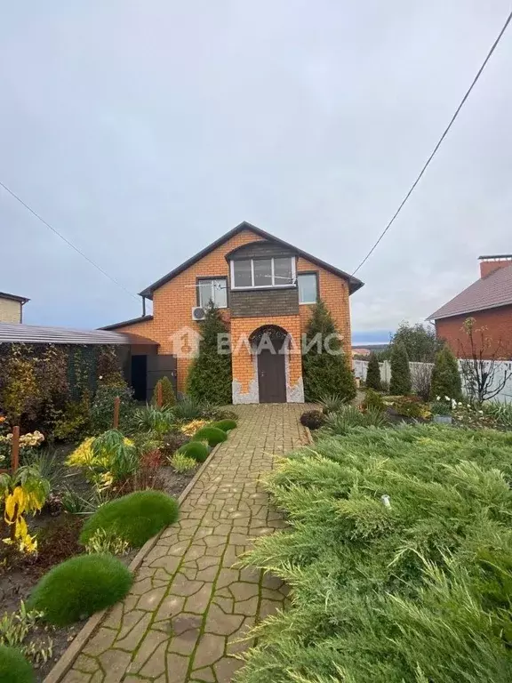 Дом в Белгородская область, Корочанский район, Мелиховское с/пос, с. ... - Фото 1