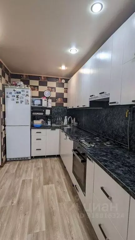 3-к кв. Саратовская область, Красный Кут Авиагородок тер., 57 (60.0 м) - Фото 1