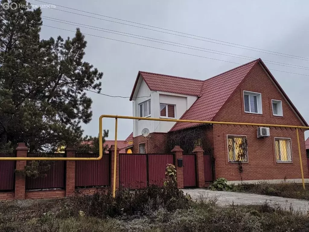 Дом в Домашка, село Домашка, Домашкинская улица, 42 (130 м) - Фото 1