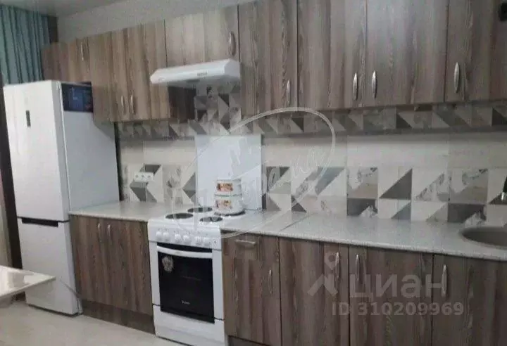 3-к кв. Калужская область, Калуга Хрустальная ул., 44к4 (93.0 м) - Фото 0
