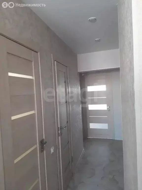 3-комнатная квартира: Ачинск, 1-й Юго-Восточный микрорайон, 23 (66.5 ... - Фото 2