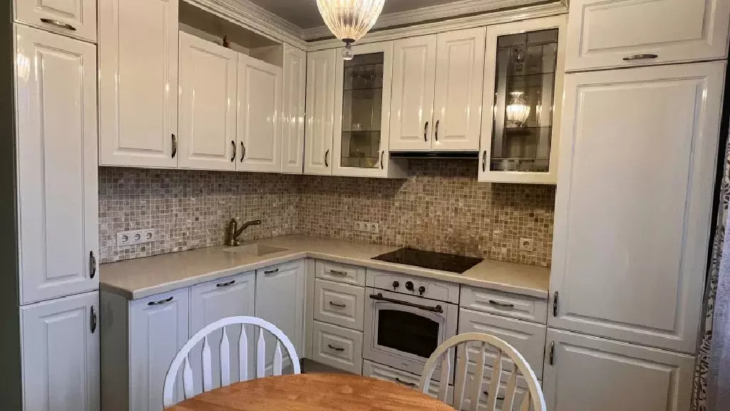 Продается 3-комнатная квартира - Фото 1