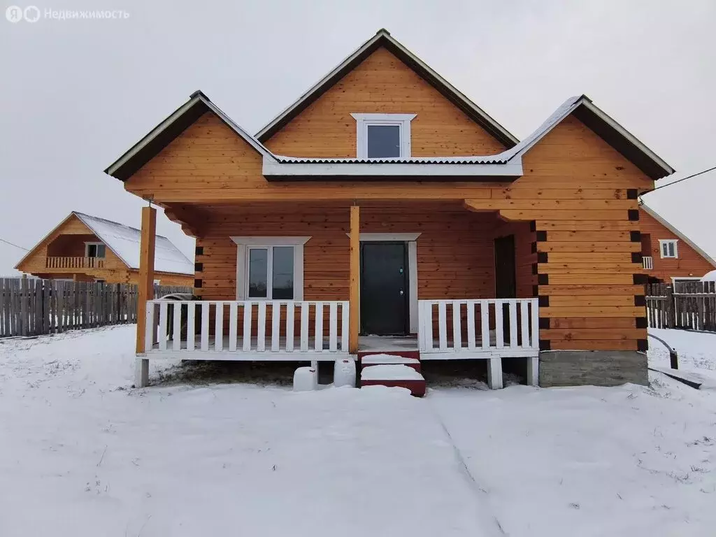 Дом в село Урик, Заречная улица (160 м) - Фото 1