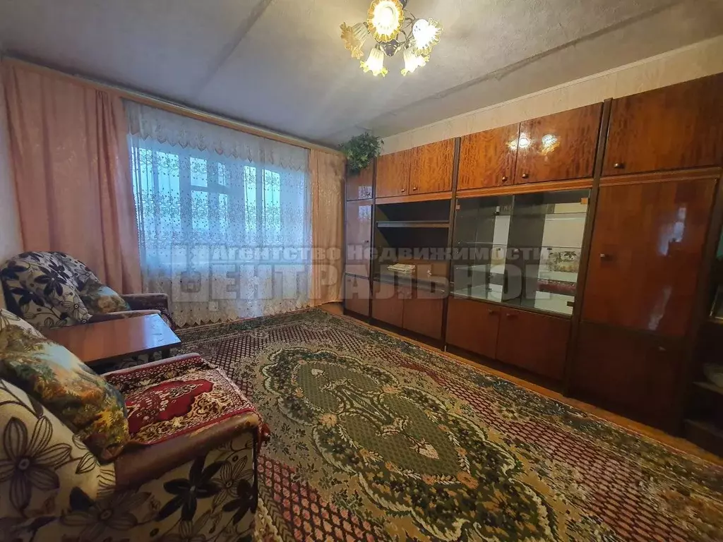 3-к кв. Смоленская область, Смоленск ул. 25 Сентября, 48 (58.7 м) - Фото 0