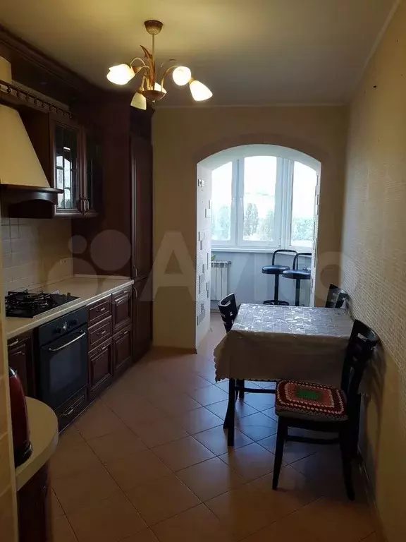 2-к. квартира, 60 м, 9/10 эт. - Фото 0