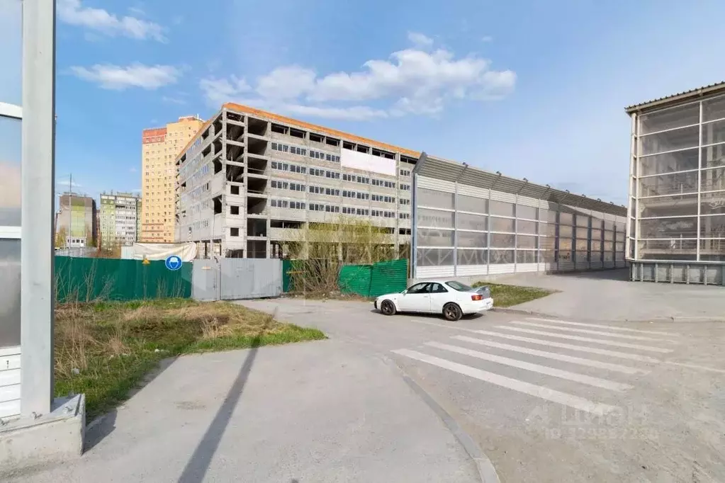 Помещение свободного назначения в Тюменская область, Тюмень ул. ... - Фото 1