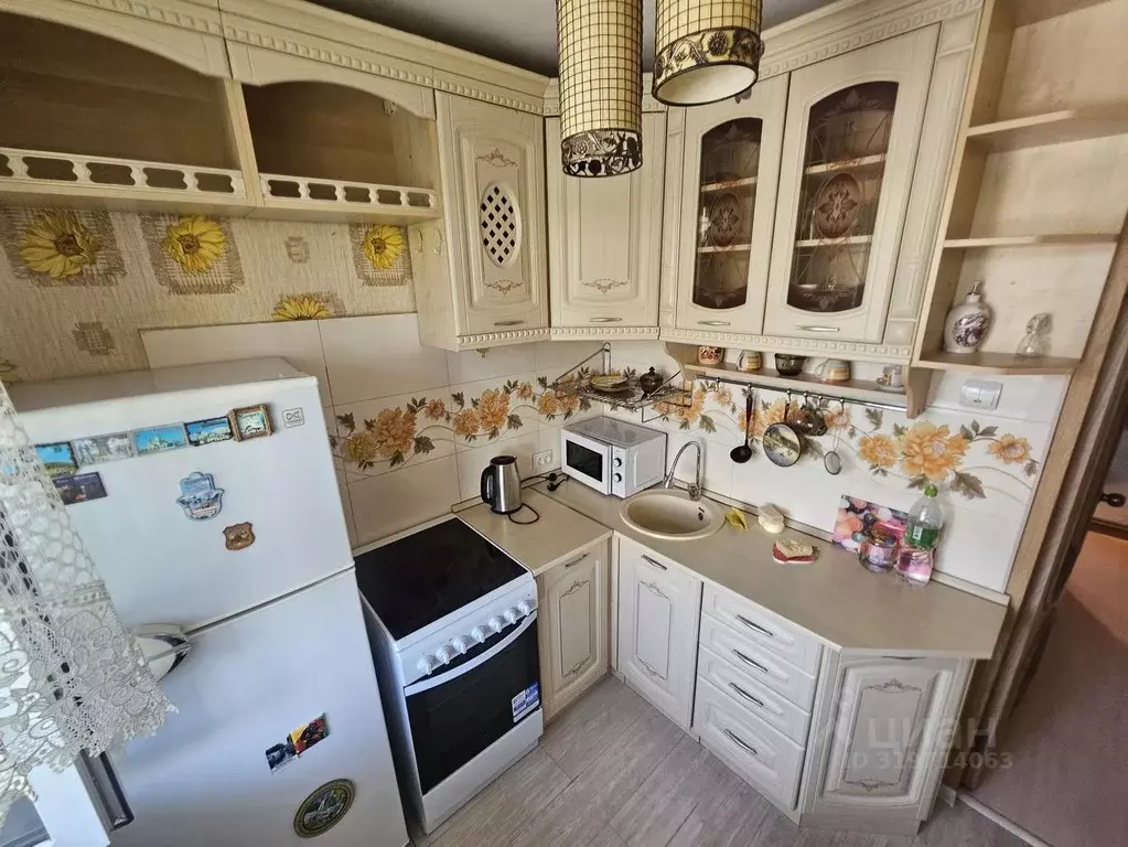 2-к кв. Приморский край, Владивосток ул. Адмирала Завойко, 6 (42.0 м) - Фото 0