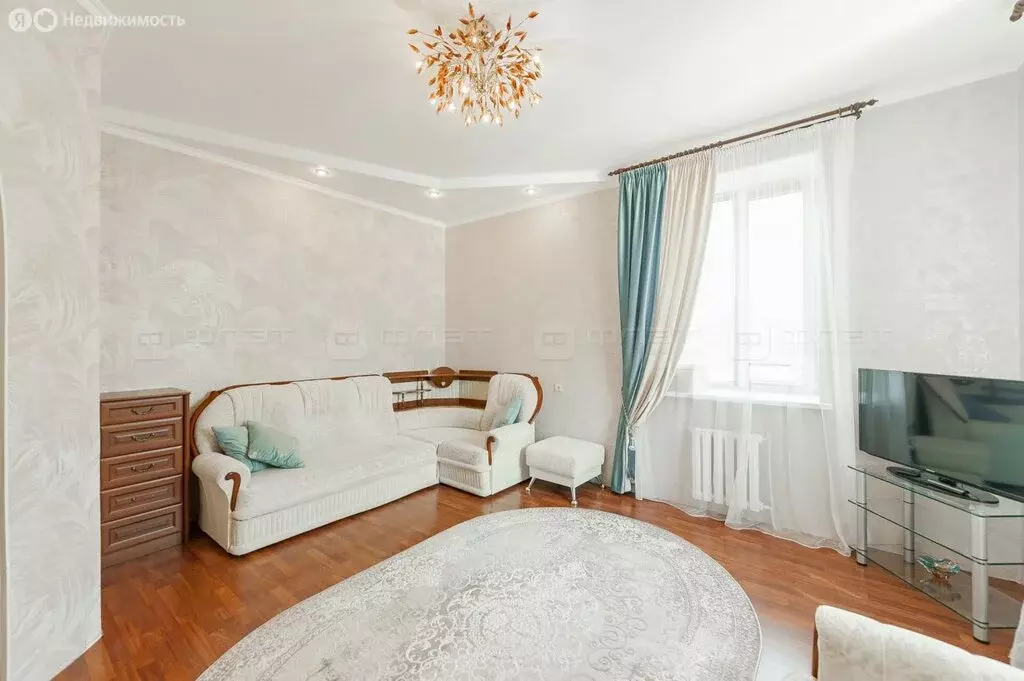 1-комнатная квартира: Казань, улица Хади Такташа, 2 (46.7 м) - Фото 0