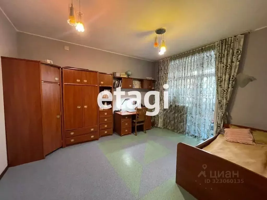 4-к кв. Красноярский край, Красноярск Новосибирская ул., 29 (141.6 м) - Фото 1