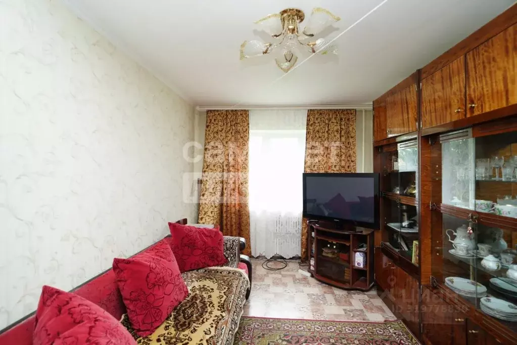 1-к кв. Омская область, Омск 3-й мкр, ул. Путилова, 3 (36.6 м) - Фото 0