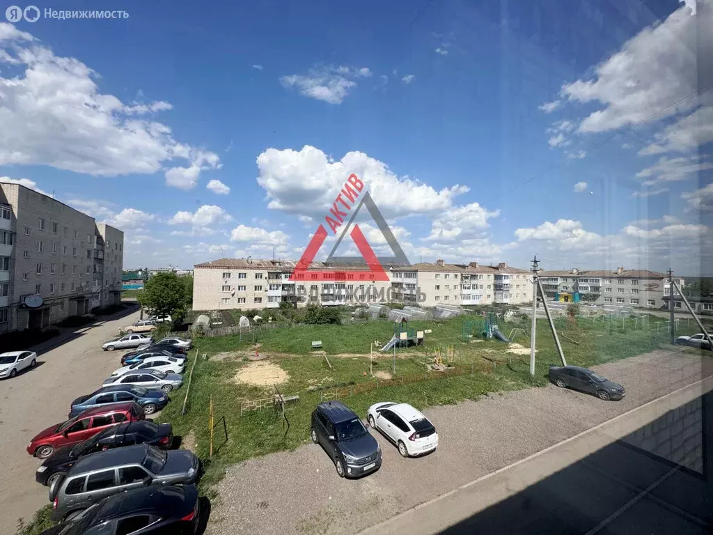 1-комнатная квартира: посёлок городского типа Мартюш, улица Гагарина, ... - Фото 2