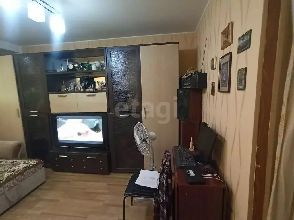 2-комнатная квартира: Омск, проспект Карла Маркса, 85А (41.8 м) - Фото 0