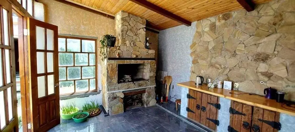 Дом в Крым, Симферопольский район, Трудовское с/пос, Минерал СНТ ул. ... - Фото 1