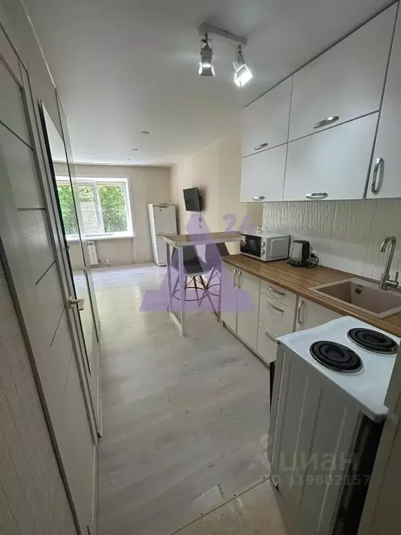 Студия Алтайский край, Барнаул ул. Малахова, 65 (18.0 м) - Фото 1