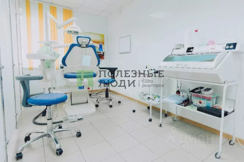 Офис в Красноярский край, Красноярск наб. Ярыгинская, 33 (110 м) - Фото 1