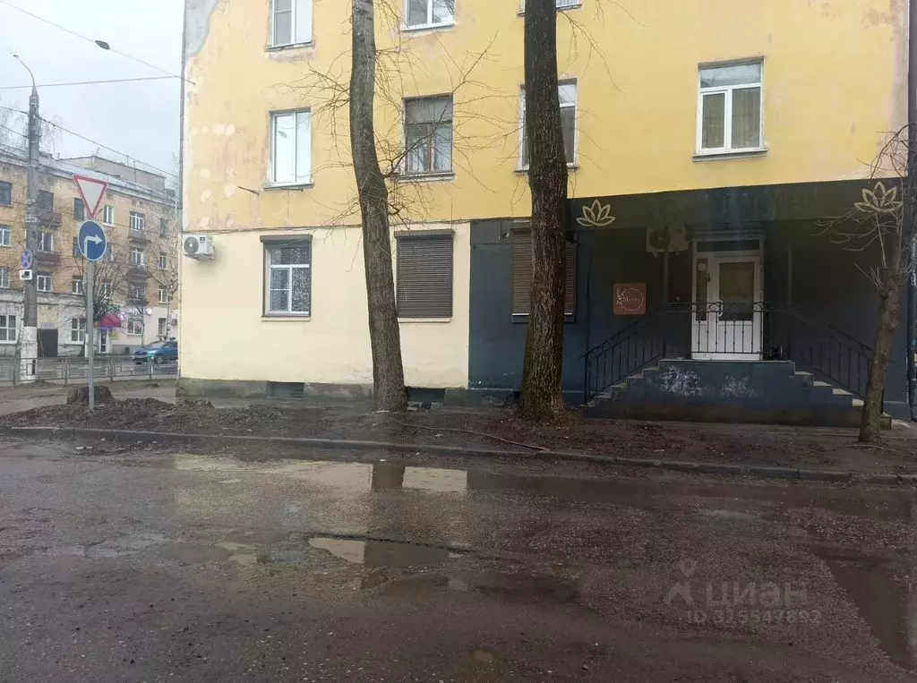 Помещение свободного назначения в Тверская область, Тверь просп. ... - Фото 0