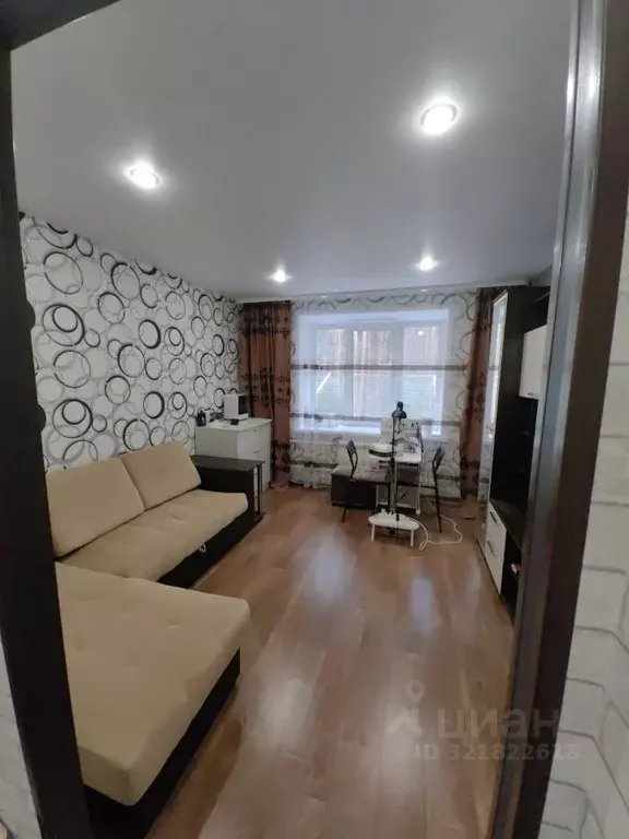 Комната Томская область, Томск ул. Александра Угрюмова, 1/2 (18.3 м) - Фото 1