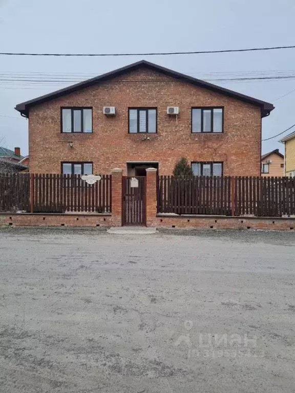 Дом в Ростовская область, Ростов-на-Дону Гравитационная ул., 21 (260 ... - Фото 0