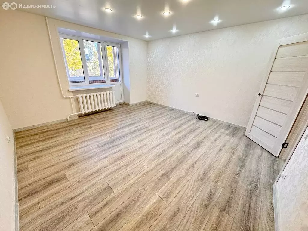 2-комнатная квартира: Кольчугино, улица Щорса, 11 (52 м) - Фото 1