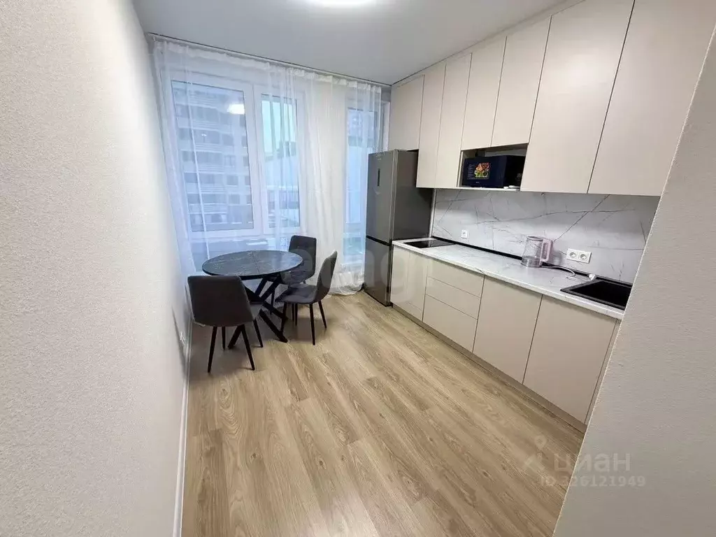 1-к кв. Тюменская область, Тюмень ул. Юрия Рогачева, 11к2 (31.5 м) - Фото 2