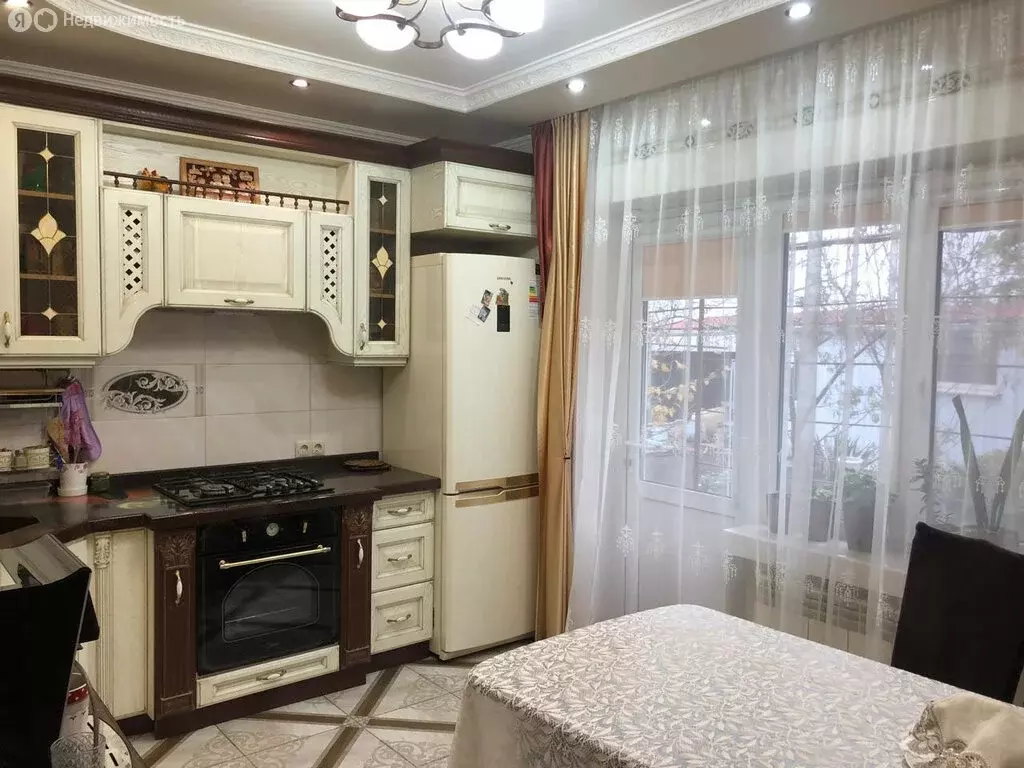 Дом в Азов, Морской переулок (150 м) - Фото 1