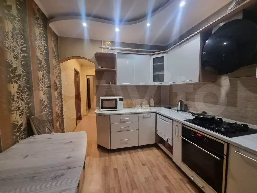 2-к. квартира, 54 м, 1/5 эт. - Фото 0