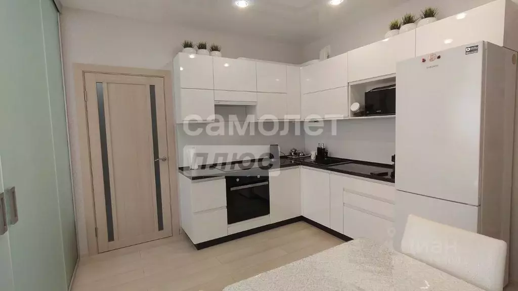 2-к кв. Краснодарский край, Анапа Владимирская ул., 148к2 (53.31 м) - Фото 1