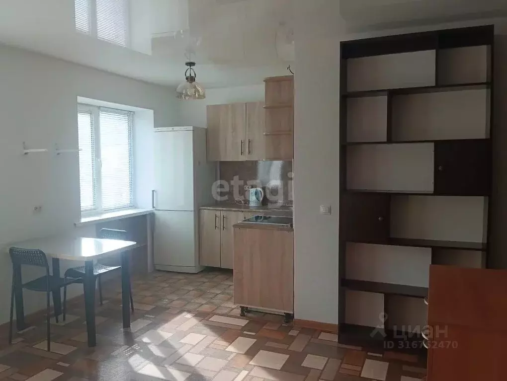 Студия Приморский край, Владивосток ул. Адмирала Кузнецова, 60 (30.0 ... - Фото 0