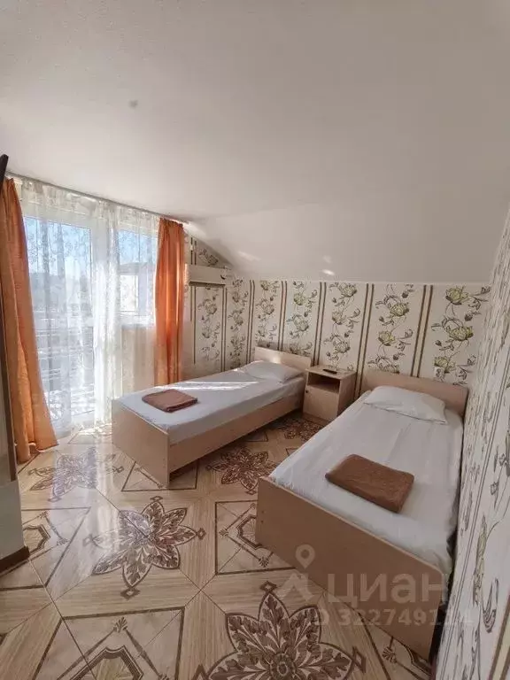 Комната Краснодарский край, Геленджик ул. Красных Партизан, 17А - Фото 1