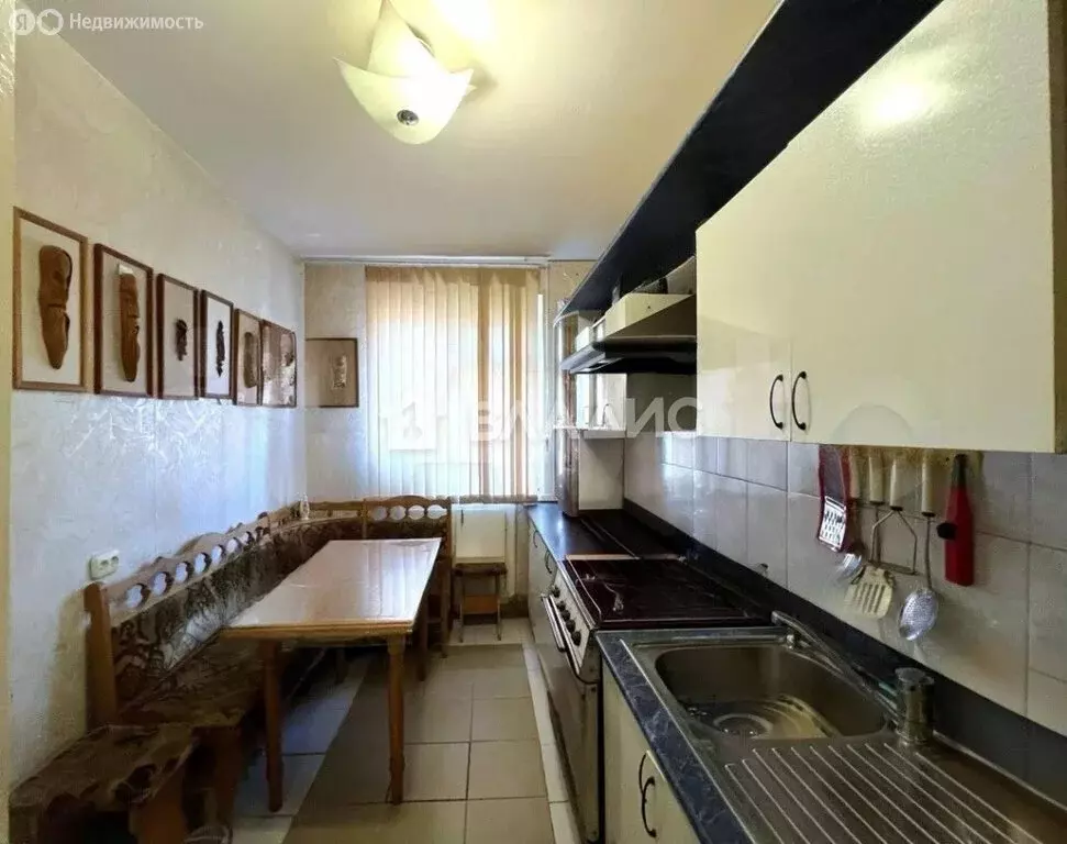 2-комнатная квартира: Волгоград, микрорайон Жилгородок, улица Гейне, ... - Фото 0