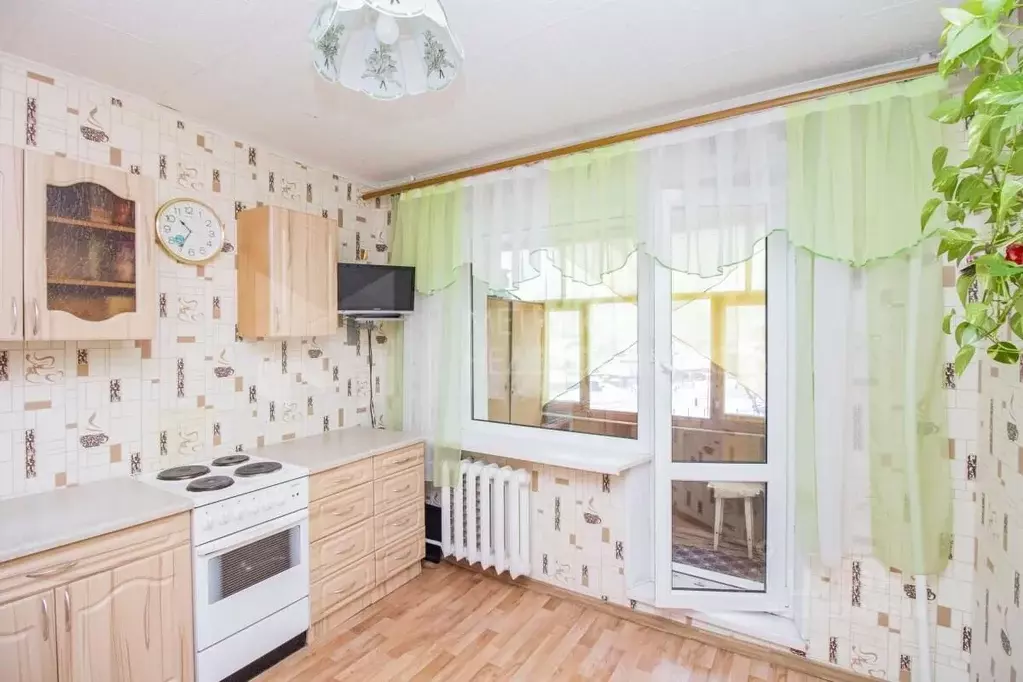 2-к кв. Тюменская область, Тюмень ул. Самарцева, 19а (46.2 м) - Фото 1