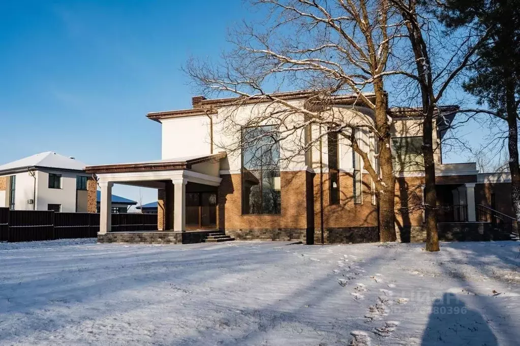 Коттедж в Башкортостан, Иглинский район, с. Акбердино, Акбердино ... - Фото 1