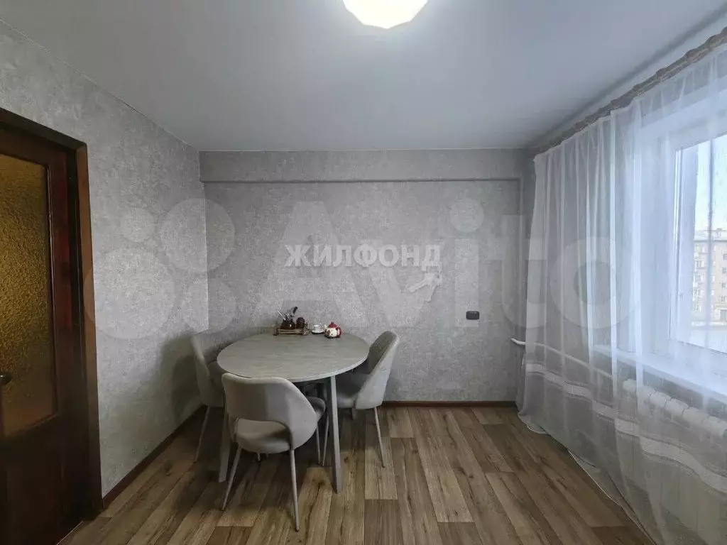 2-к. квартира, 50 м, 5/5 эт. - Фото 0