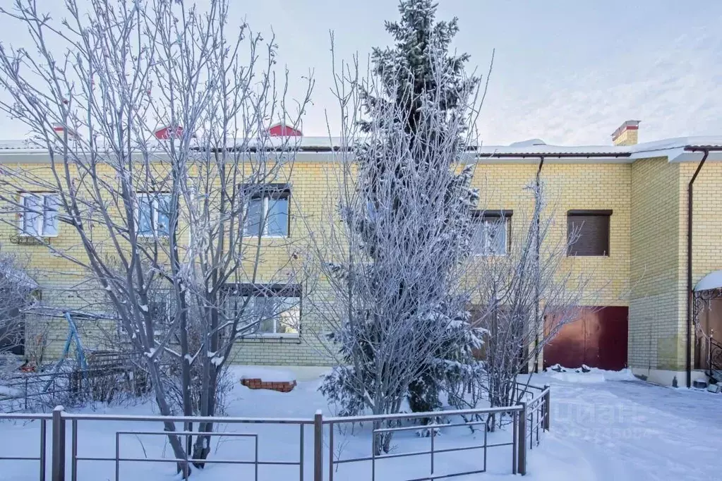 Таунхаус в Тюменская область, Тюменский район, д. Ушакова бул. ... - Фото 1