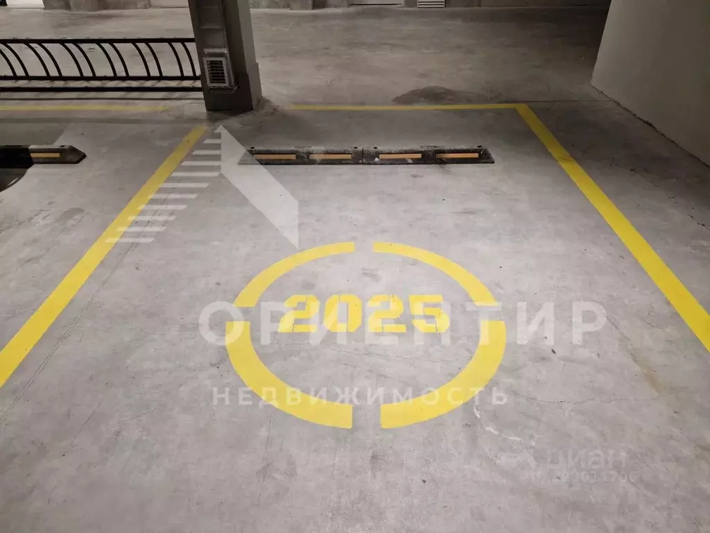 Гараж в Свердловская область, Екатеринбург ул. Московская, 251 (16 м) - Фото 0