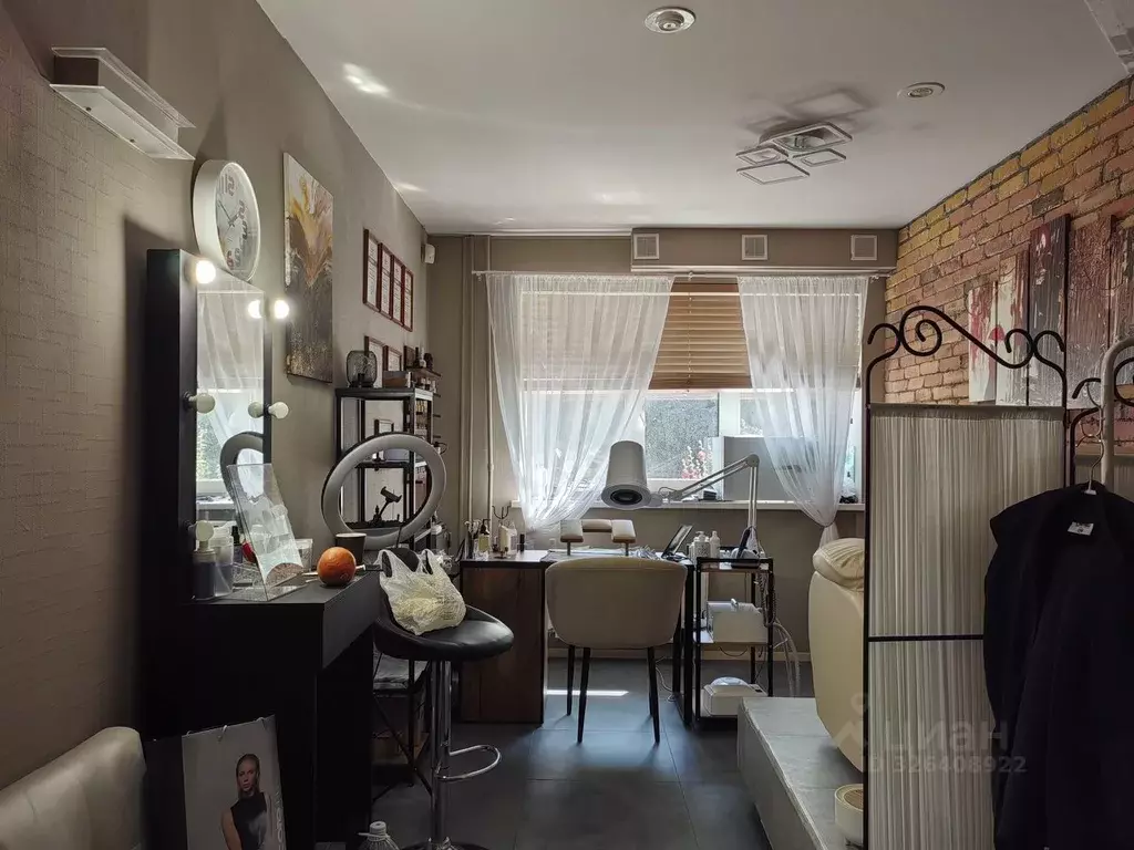 Помещение свободного назначения в Свердловская область, Екатеринбург ... - Фото 1