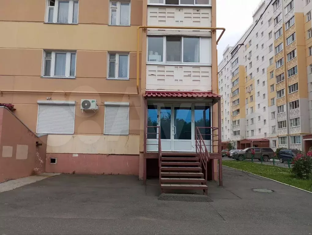 Помещение свободного назначения 65м на 1 линии ул.Кунгурцева - Фото 1
