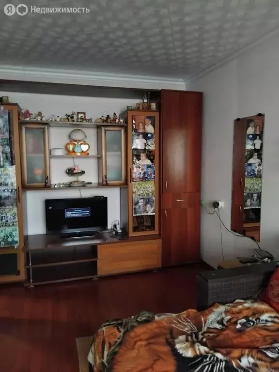 3-комнатная квартира: Томск, улица Бела Куна, 24 (59.8 м) - Фото 1