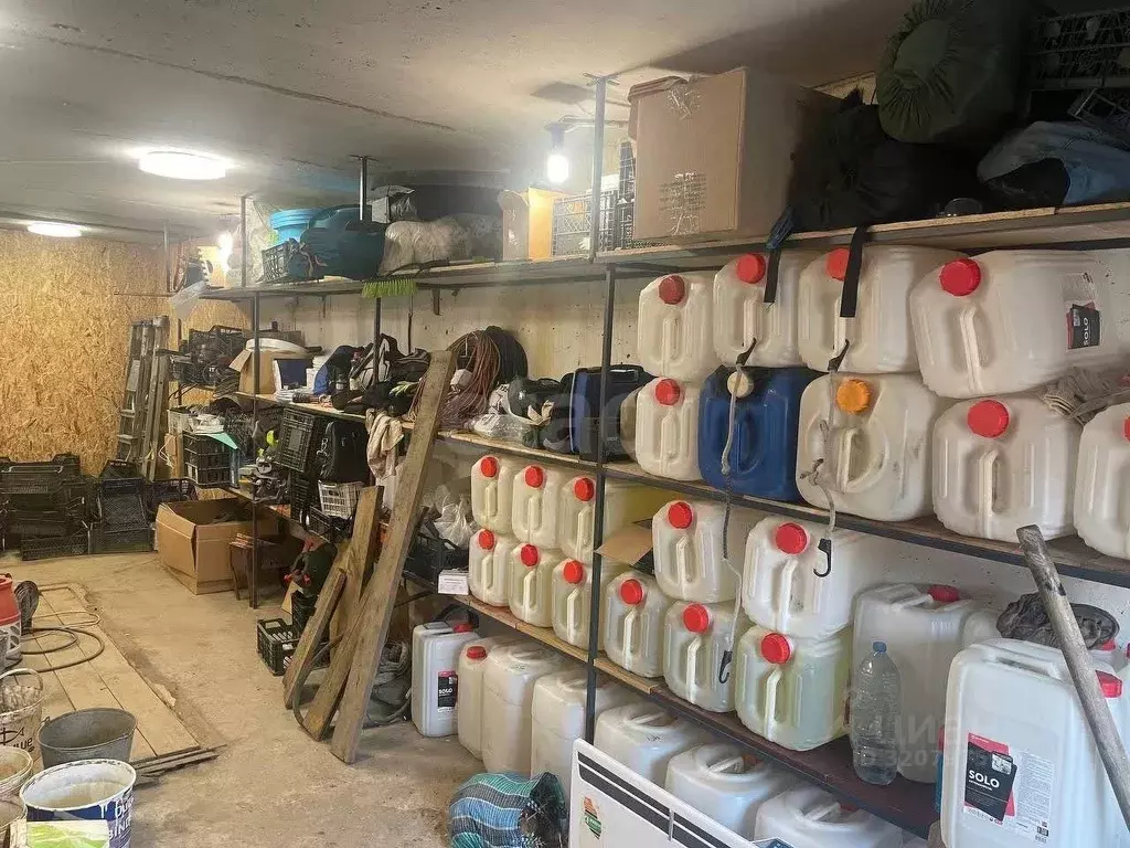 Гараж в Тюменская область, Тюмень ул. 30 лет Победы, 107 (27 м) - Фото 1