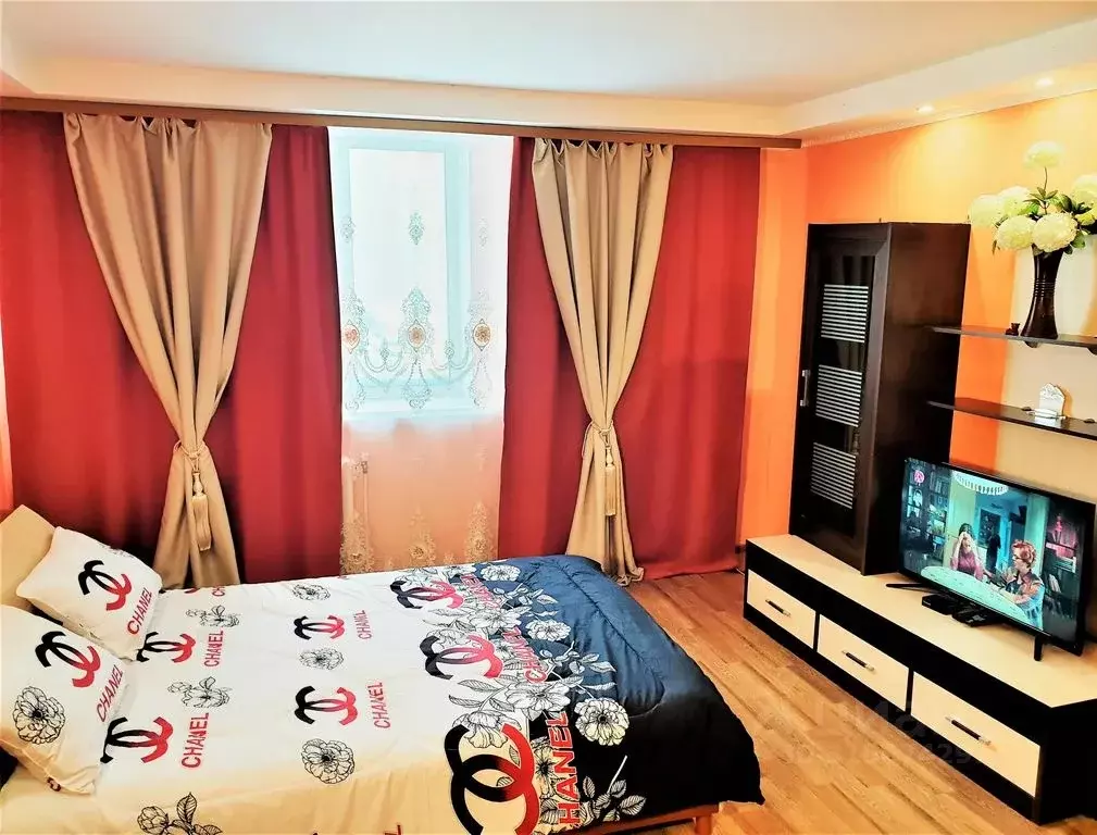1-к кв. Ямало-Ненецкий АО, Губкинский 9-й мкр, 35 (50.0 м) - Фото 0