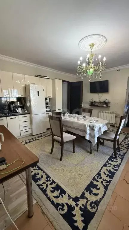 Дом в Дагестан, Махачкала ул. Абдурагимова, 48 (100 м) - Фото 1