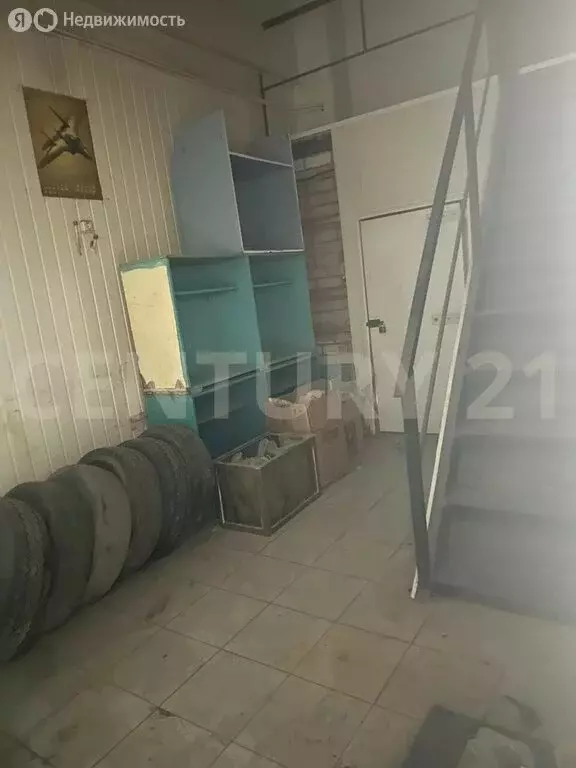 Торговая площадь (321 м) - Фото 1