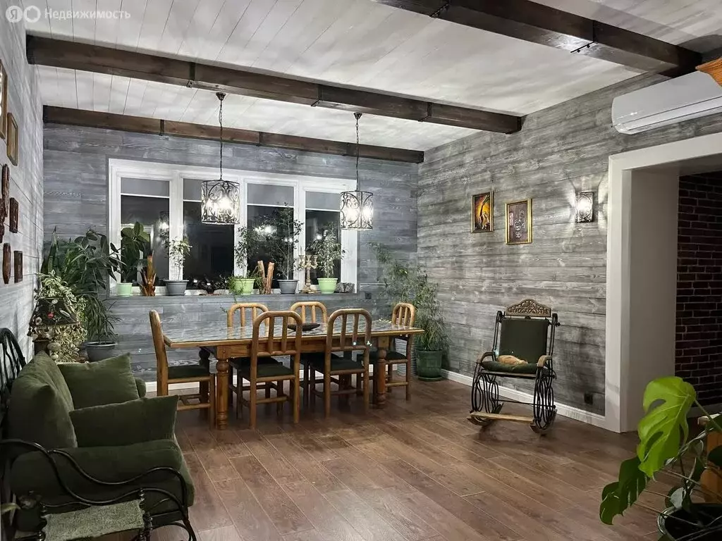 Дом в Астрахань, Приморская улица (278 м) - Фото 2