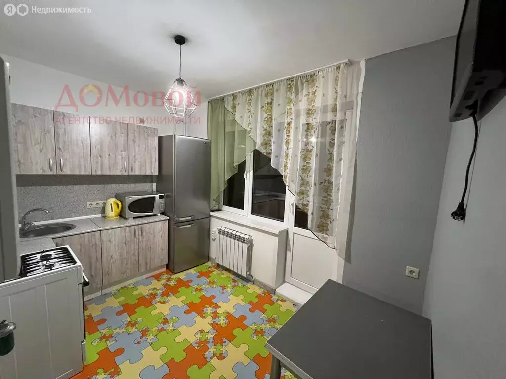 1-комнатная квартира: Смоленск, микрорайон Королёвка, 15А (40 м) - Фото 1